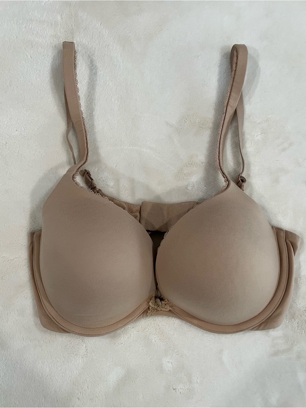 Victorias Secret Body by Victoria Padded Push Up Nude Bra (34D)